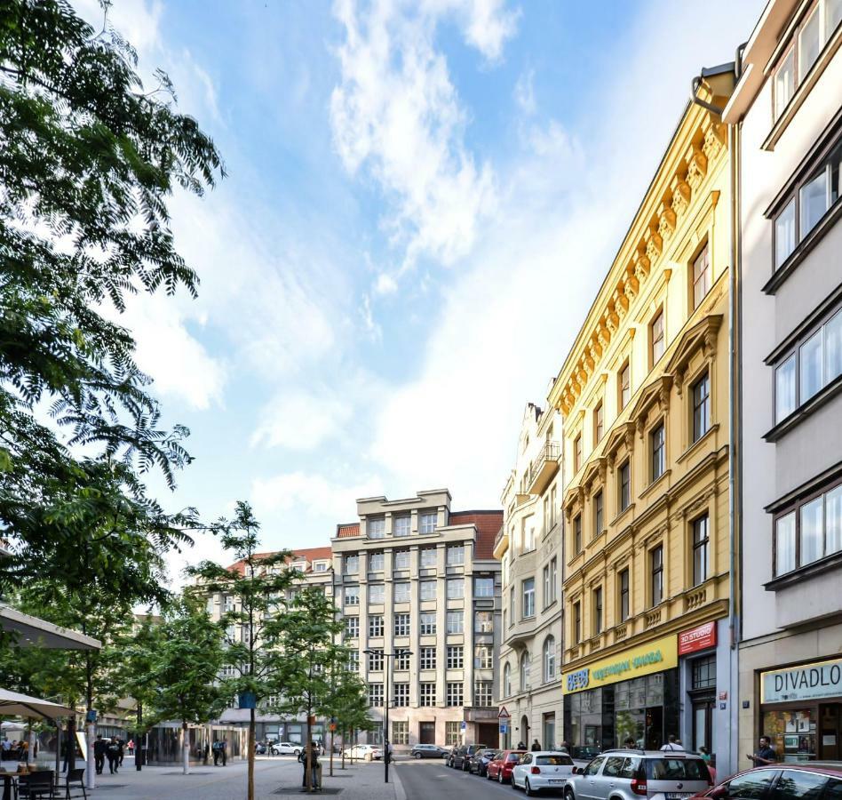 Kafka'S Head Apartment プラハ エクステリア 写真
