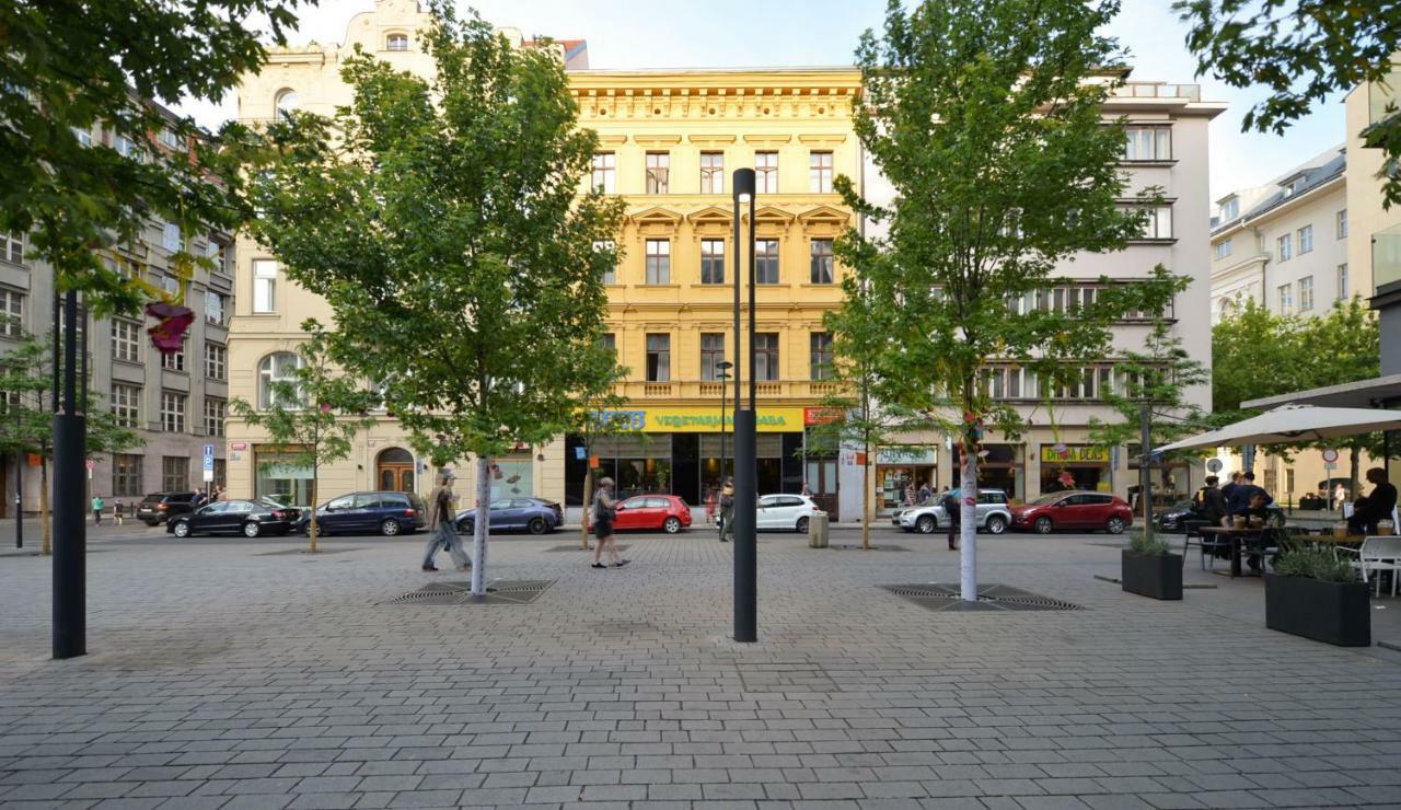 Kafka'S Head Apartment プラハ エクステリア 写真